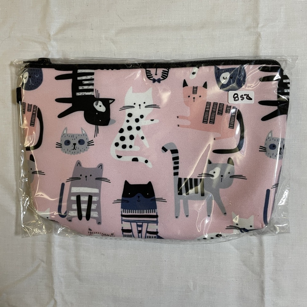 The Pouch Cosmetic Bag Women Small Pink NWT Cat Print Zipper Travel Pouch 8x5